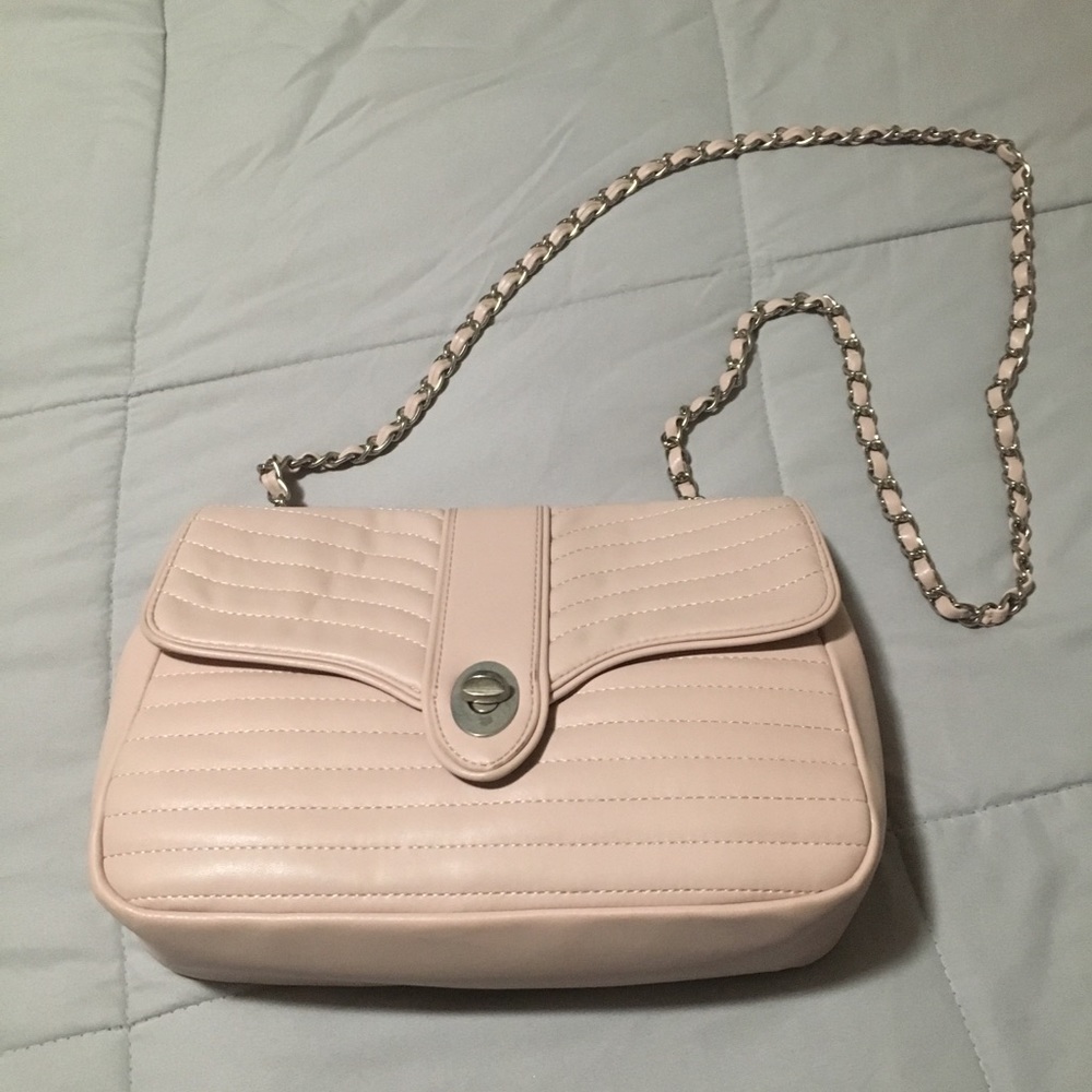 🌷Express Plush Pink Quilted Shoulder Bag